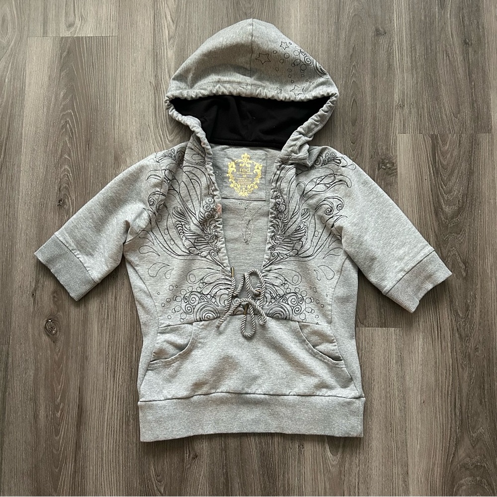 Y2K Marc Ecko Gray Short Sleeve Hoodie with Embroidered Design